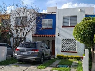 Linda casa amueblada, excelente estado, muy bien ubicada.
