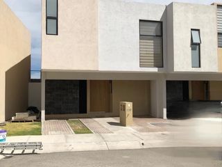 CASA EN RENTA ANTALIA ZIBATÁ EL MARQUES QUERETARO