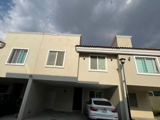 CASA EN EL ARROYO RESIDENCIAL