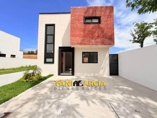 Vendo casa nueva con amplio jardín en Fraccionamiento privado en Córdoba!!!!!!