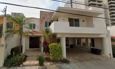 CASA SUPER ATRACTIVA EN LOMAS DE ROSALES TAMPICO TAMAULIPAS