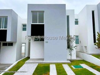 Casa en Renta en Zibatá | Excelente Ubicación y Amenidades QH402