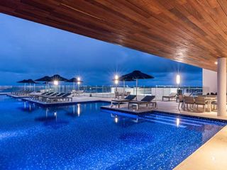 Vive o Invierte en Playa del Carmen | 2 Recámaras en Cruz con Mar