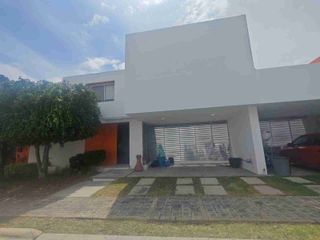 CASA EN RENTA EN  LOMAS ANGELOPOLIS 2, EXCELENTE UBICACIÓN CERCA A SONATA
