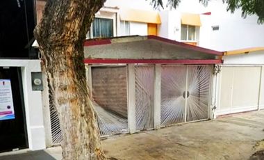 casa en Atenas Muy Cercas de La Comer Valle Dorado