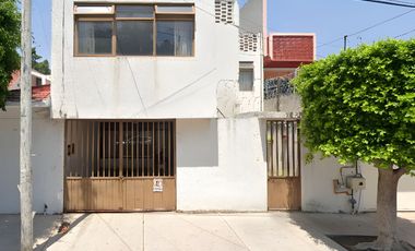 CASA EN VENTA EN CIMATORIO, SANTIAGO DE QUERETARO, QUERETARO.