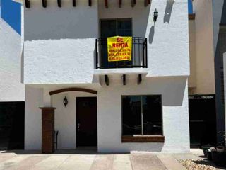 RENTA CASA EN VEREDAS DEL SOL. SECTOR CAMPOS ELISEOS
