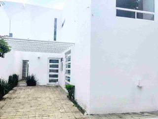 RENTA CASA JURICA QRO