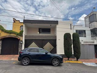 Casa en renta 4 recámaras con una en planta baja, ideal oficina o habitacional las Ánimas, Puebla.