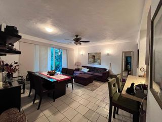 RENTA VACACIONAL EN CONDOMINIO MARBELLA Puerto Vallarta de 2 RECÁMARAS AMUEBLADO