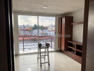 Casa en Renta en Benito Juárez, Del Valle EDLT 27-344.
