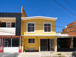 VENTA DE CASA EN LA COLONIA COSMOS, PABELLON DE ARTEAGA, AGUASCALIENTES
