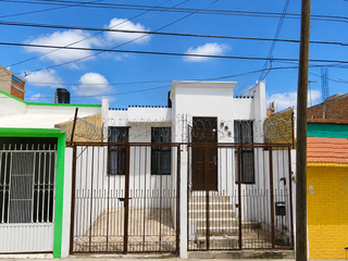 VENTA DE CASA EN LA COLONIA OJOCALIENTE III, AGUASCALIENTES