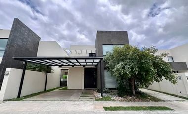 CASA EN VENTA EN FRACCIONAMIENTO LA CAÑADA