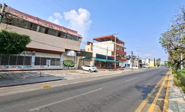 PROPIEDAD COMERCIAL EN VENTA DE 1882 M2 EN AVENIDA CENTRAL ORIENTE FRENTE A AUDI