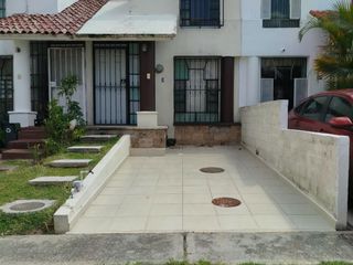 BONITA CASA CONDOMINIO VISTAS DEL PINAR ZONA AV GUADALUPE Y PERIFERICO ZAPOPAN