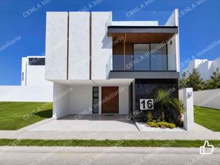 VENTA DE CASA NUEVA, LOMAS DE ANGELÓPOLIS, ZONA ESCOLAR