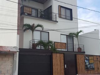 Departamento en renta en Ciudad del Carmen🏡 📍𝐔𝐛𝐢𝐜𝐚𝐜𝐢ó𝐧: Av. Paseo del Mar Col. Justo Sierra