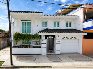 VENTA DE CASA EN LA COLONIA CAZONES, POZA RICA DE HIDALGO, VERACRUZ