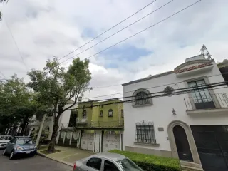 CASA EN VENTA !!!!!!