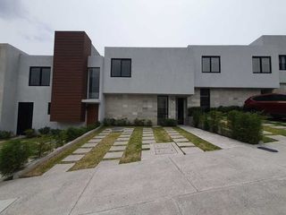 VENTA CASA EN NUEVO REFUGIO DE CAISA CON AMENIDADES PREMIUM