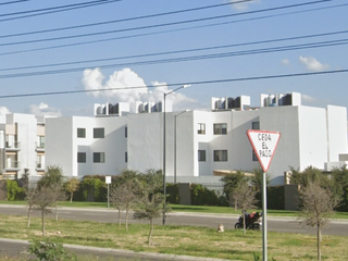 Casa en Venta en C. Cam. a Vanegas 359, Hacienda Carlota, 76910 El Pueblito, Qro.