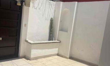 SE VENDE CASA DE TRES RECÁMARAS AL SUR DE LA CIUDAD, COLONIA SNTE, EN PUEBLA  | Todos los Créditos | $1,410,000