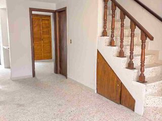 Casa a unos pasos de Plaza Ciudadela recién remodelada