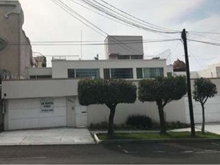 SIERRA GORDA RENTA CASA CON JARDIN Y VIGILANCIA