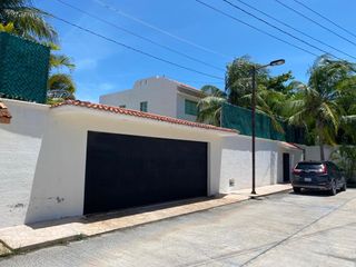 EN RENTA CASA DE 3 RECAMARAS CON ALBERCA  EN COL MIAMI.