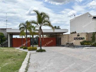 Excelente lote residencial en fraccionamiento cerrado con vigilancia