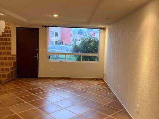 Casa en privada con seguridad en Jesús del Monte