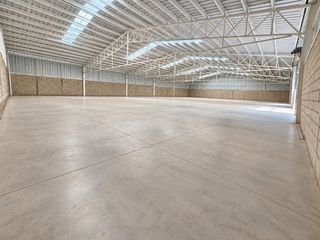 BODEGA NUEVA DE 1500 METROS EN RENTA EN TEPATITLAN