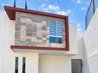 Casa en Renta Dentro del Coto Aleira Vive en Zapopan