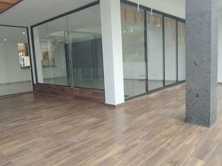 CASA EN RENTA O VENTA EN LOMA ALTA