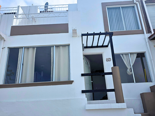 Hermosa casa en venta en fraccionamiento en Playas de Tijuana!