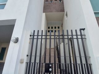 Casa en Renta Colinas del Valle