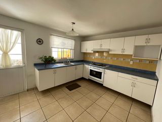 CASA EN VENTA ACTUALMENTE RENTADA EN MONTEBLANCO QRO