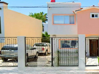 ¡OPORTUNIDAD! Casa Bella Vista La Paz: Céntrica, Cerca Malecón, Segura y Gran Plusvalía