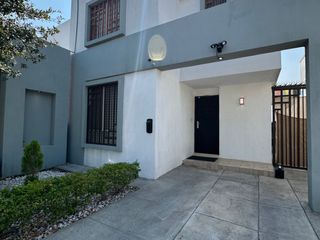 CASA INTELIGENTE EN RENTA, DOMINIO CUMBRES