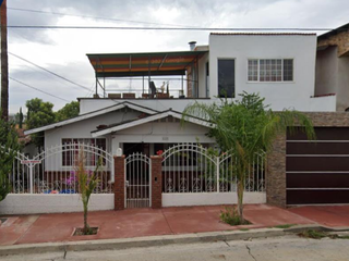 ¡OPORTUNIDAD! Casa El Refugio Tecate: Santo Tomás, Cerca Ruta del Vino, Centro y Plusvalía