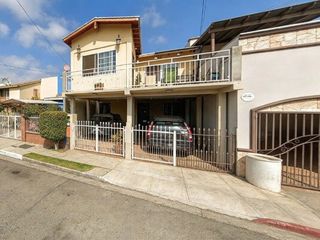 ¡JOYITA CÉNTRICA EN ENSENADA POR MENOS DE $800K! | Casa con 3 Recámaras y 2.5 Baños en Fovissste II
