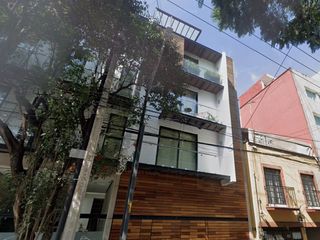 Departamento en venta. Buena ubicación // 2 recamaras, 2 baños, 1 estacionamiento // acceso a centros comerciales, escuelas, avenidas principales.