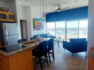 Condominio amueblado y equipado con 2 recamaras, 2 baños vista a la Bahia de la Paz