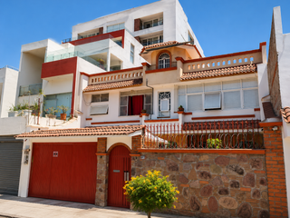 VENTA DE CASA EN LA COLONIA VERSALLES PUERTO VALLARTA, JALISCO
