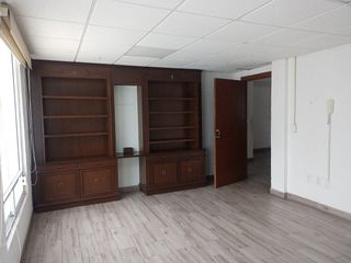 Renta de Casa con Uso de Suelo en Blvd Santa Cruz Acatlán