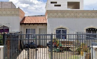 Casa en Venta - Calz. de Belén, San José el Alto, Qro