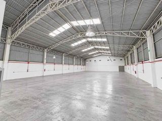 Bodega en renta cerca de Tlaxcalancingo y periférico
