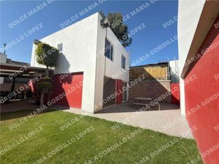 Casa en venta muy cerca de Tollocan