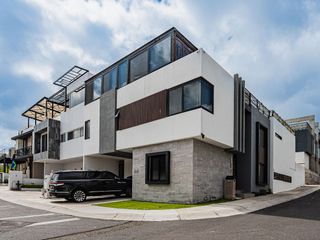 Casa en Venta, Cto. Valle de Cassis, Fracc. Zibata El Marques, Querétaro.
